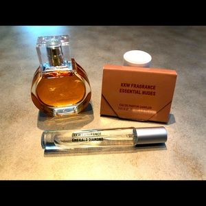 Includes kkw emerald diamond purse spray, essential nudes sampler set, Kendall.
